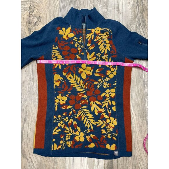 Title Nine 1/4 Zip Floral Sweater Small Zip Arm Pocket Merino Wool Blend Golfing - Picture 6 of 7
